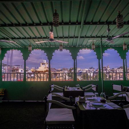 Island Tower Guest House Udaipur Exterior photo