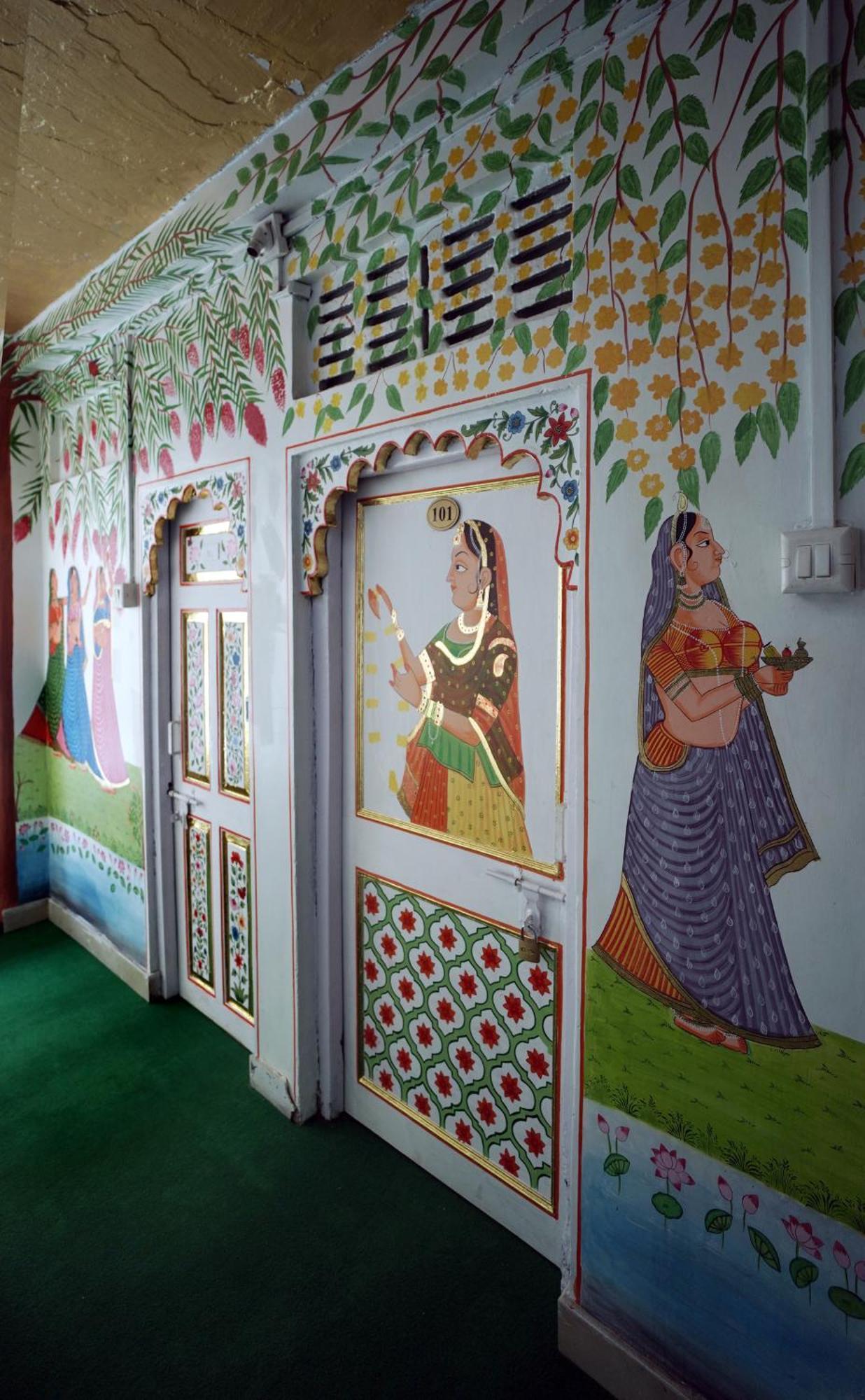 Island Tower Guest House Udaipur Exterior photo