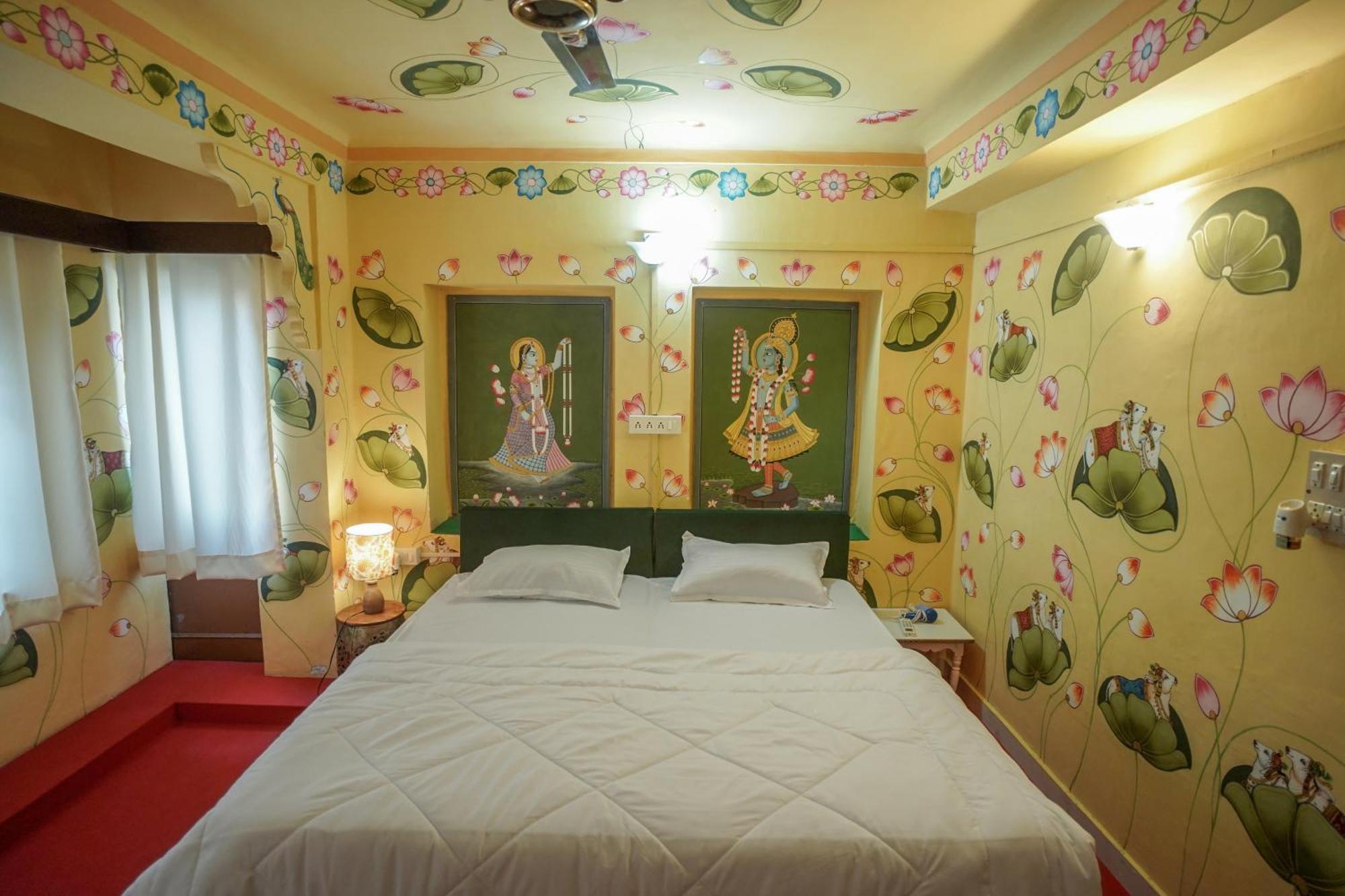 Island Tower Guest House Udaipur Exterior photo