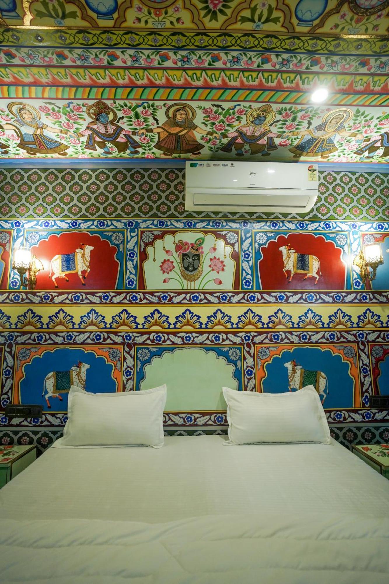 Island Tower Guest House Udaipur Exterior photo