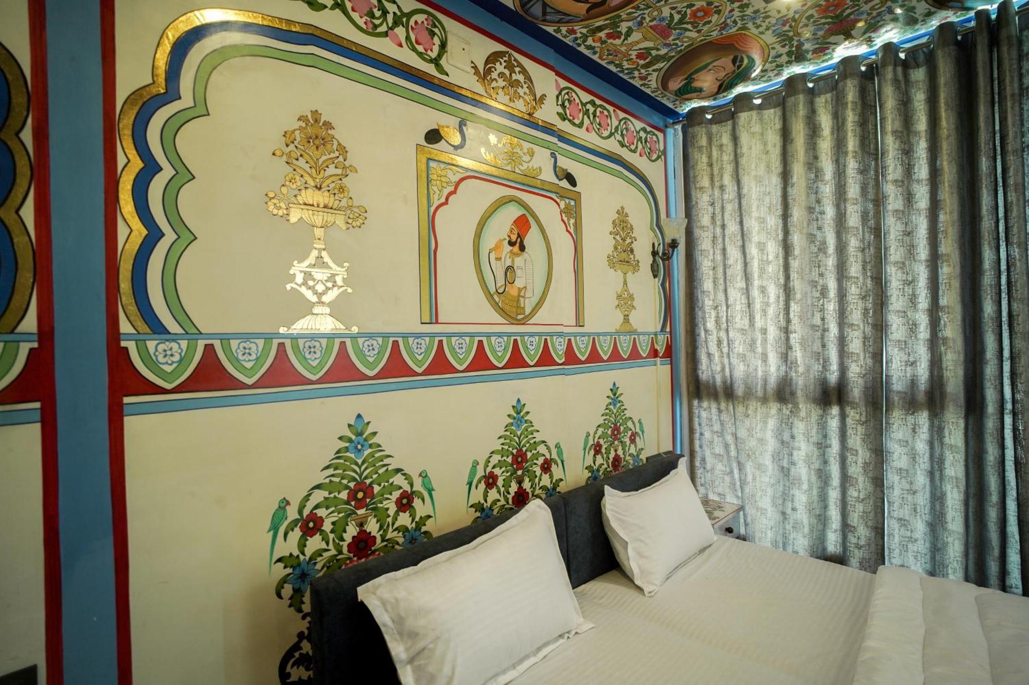 Island Tower Guest House Udaipur Exterior photo